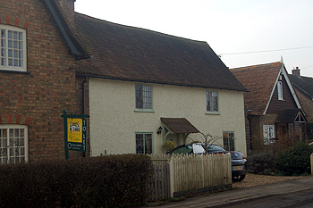 80 Cotton End Road March 2012